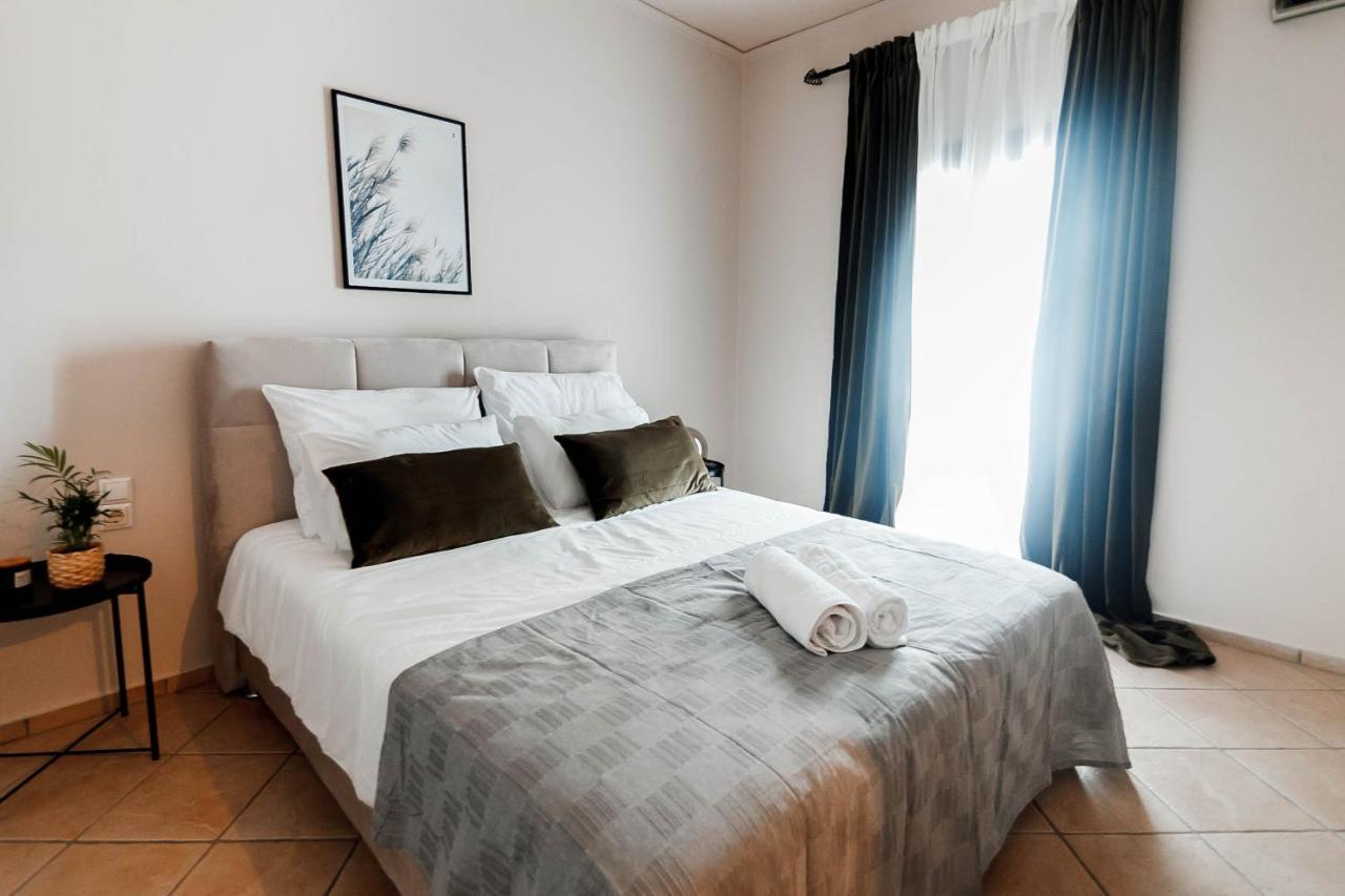 Views Apartments & Suites Parga Bagian luar foto