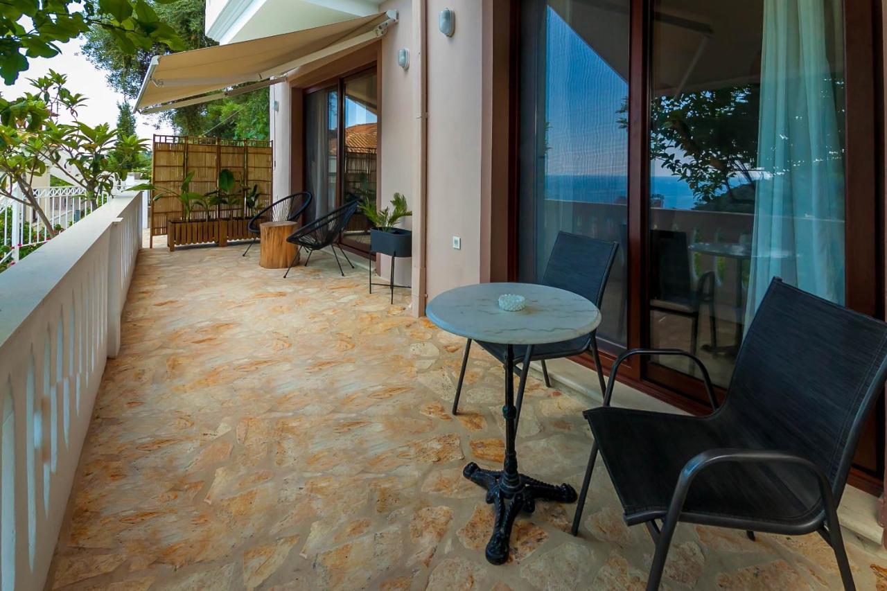 Views Apartments & Suites Parga Bagian luar foto